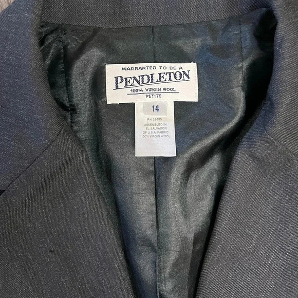 Pendleton• 100% Virgin Wool Blazer Jacket - Picture 10 of 11